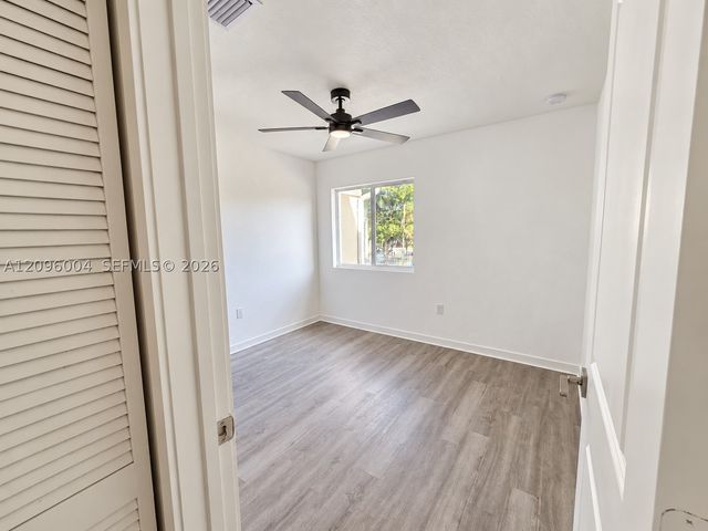 2419 SE 11th St, Homestead, FL 33035