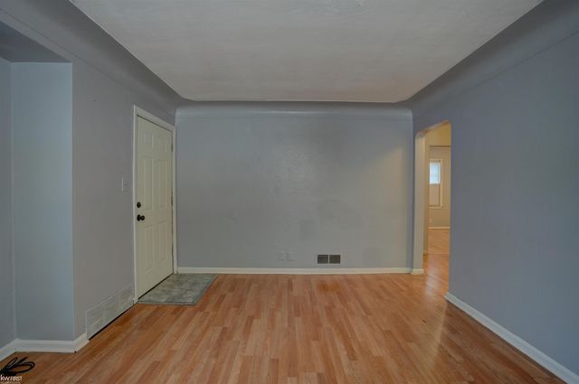 5302 Susan Street, Flint Twp, MI 48505