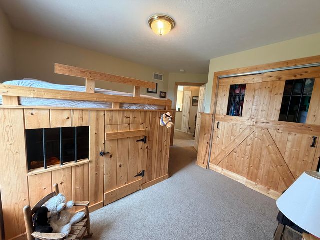 6585 Sinclair Road, Pipestone Twp, MI 49111