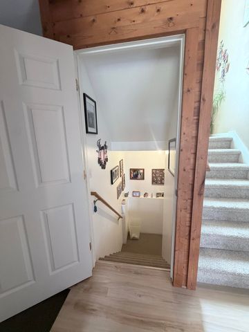 6585 Sinclair Road, Pipestone Twp, MI 49111