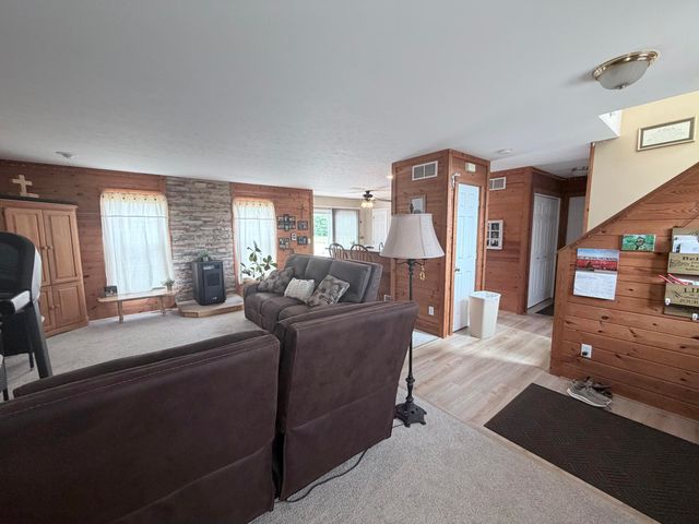 6585 Sinclair Road, Pipestone Twp, MI 49111