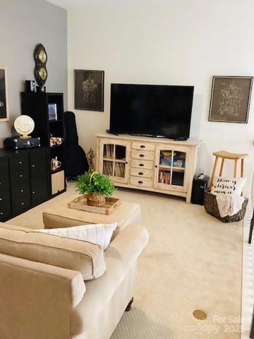 518 Pine Links Drive, Tega Cay, SC 29708