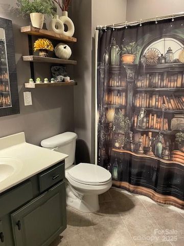 518 Pine Links Drive, Tega Cay, SC 29708