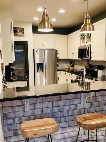 518 Pine Links Drive, Tega Cay, SC 29708