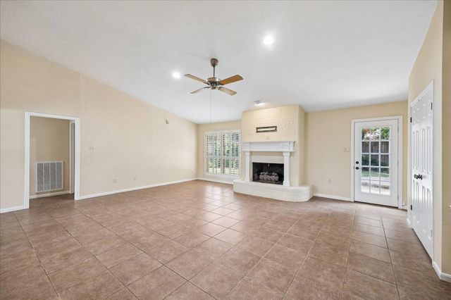 6506 Prairie Dunes Drive, Houston, TX 77069