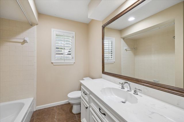 6506 Prairie Dunes Drive, Houston, TX 77069