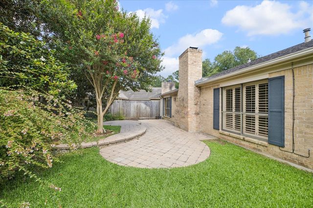 6506 Prairie Dunes Drive, Houston, TX 77069