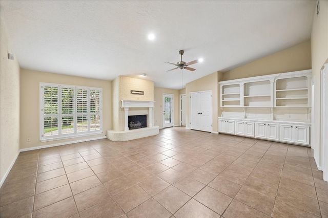 6506 Prairie Dunes Drive, Houston, TX 77069