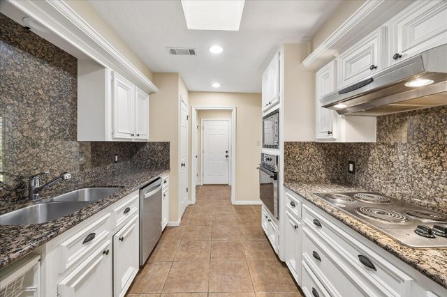 6506 Prairie Dunes Drive, Houston, TX 77069