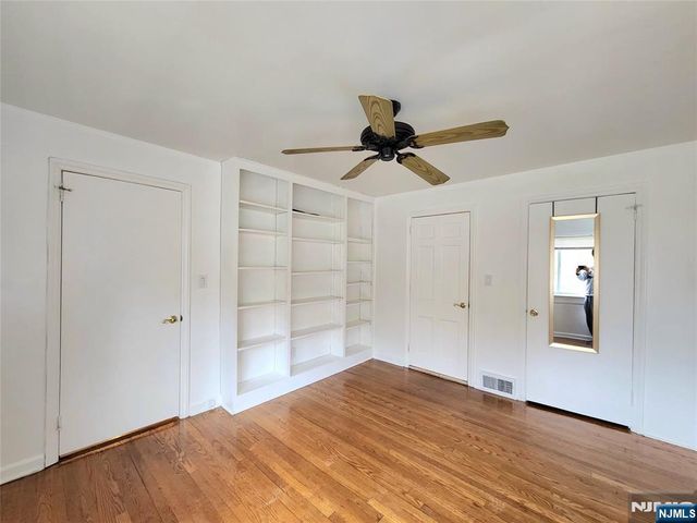 16 Burlington Road, Tenafly, NJ 07670