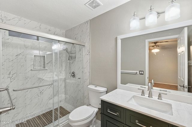 7550 S Carlisle Avenue, Tucson, AZ 85746