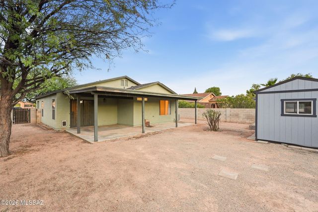 7550 S Carlisle Avenue, Tucson, AZ 85746