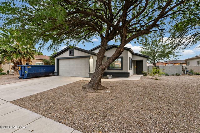 7550 S Carlisle Avenue, Tucson, AZ 85746