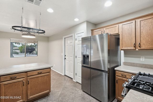7550 S Carlisle Avenue, Tucson, AZ 85746