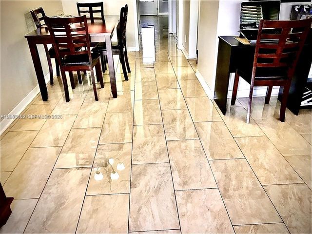 900 SW 11th Ave 17C, Hallandale Beach, FL 33009