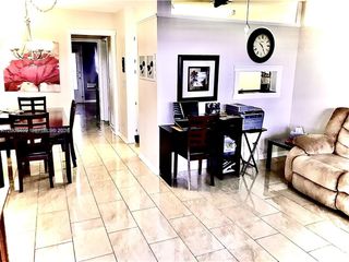 900 SW 11th Ave 17C, Hallandale Beach, FL 33009