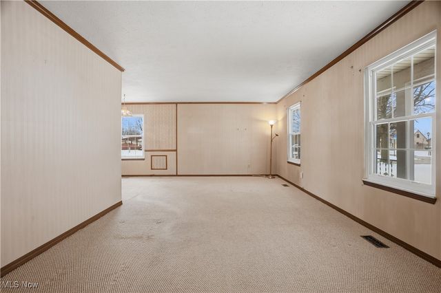 9536 Brimfield Drive, Mentor, OH 44060