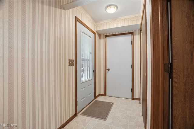 9536 Brimfield Drive, Mentor, OH 44060