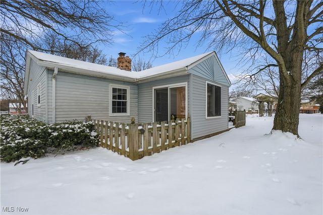 9536 Brimfield Drive, Mentor, OH 44060