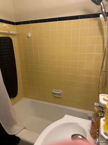 207 California Dr Ne, Ft Walton Beach, FL 32548