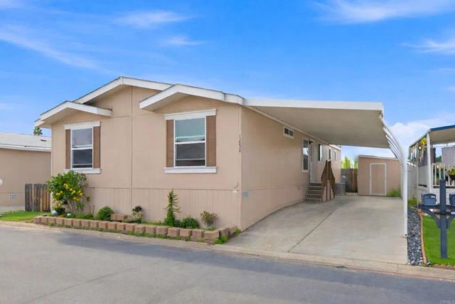 12824 Granada Drive 322, Poway, CA 92064