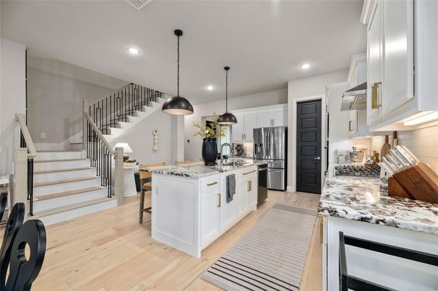 2262 Poppyvine Road, Frisco, TX 75033