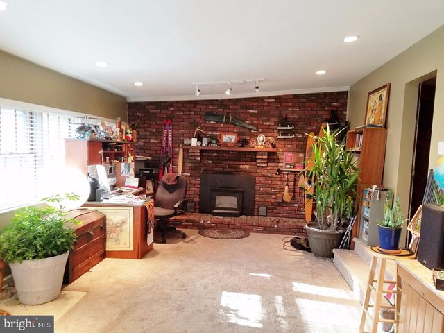 324 SWARTHMORE RD, Glassboro, NJ 08028