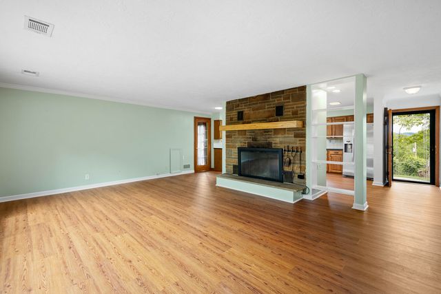 200 Kimber DRIVE, Peters Twp, PA 15317