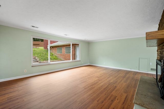200 Kimber DRIVE, Peters Twp, PA 15317