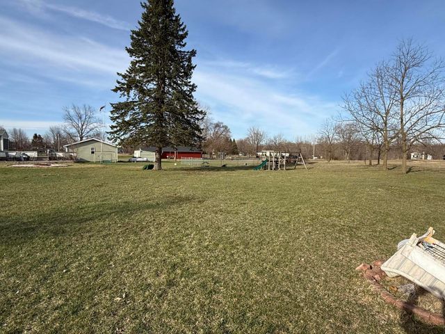 1050 Sidlauskas Drive Nw, Sparta Twp, MI 49345