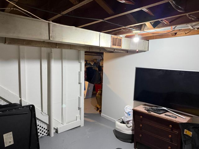 1050 Sidlauskas Drive Nw, Sparta Twp, MI 49345