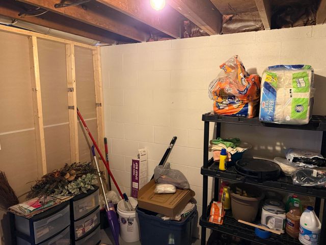 1050 Sidlauskas Drive Nw, Sparta Twp, MI 49345
