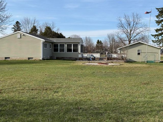 1050 Sidlauskas Drive Nw, Sparta Twp, MI 49345