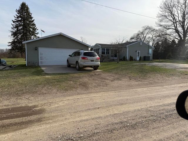 1050 Sidlauskas Drive Nw, Sparta Twp, MI 49345