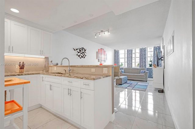 1351 NE Miami Gardens Drive 424E, Miami, FL 33179