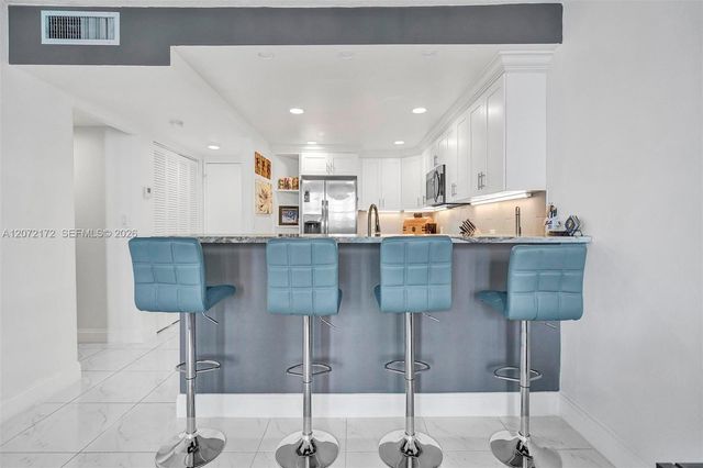 1351 NE Miami Gardens Drive 424E, Miami, FL 33179