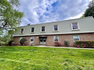 2602 Park Road H, Charlotte, NC 28209