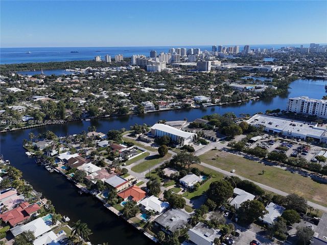 2031 NE 14th Ct, Fort Lauderdale, FL 33304