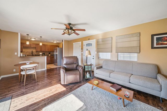 18550 E Admiral Boulevard, Catoosa, OK 74015