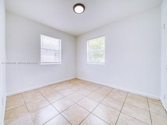 1887 NW 48th St 1887, Miami, FL 33142