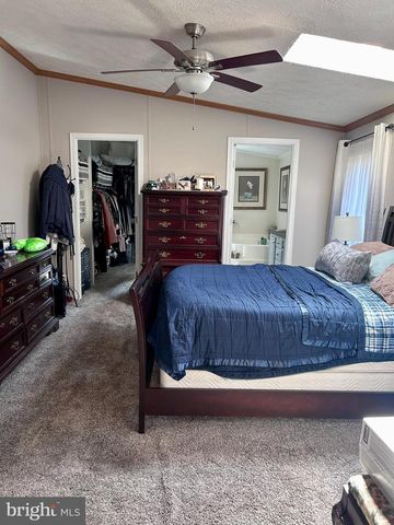 10 CIRCLE DR, Nottingham, PA 19362