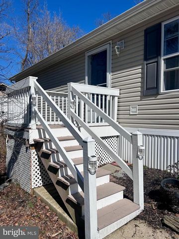 10 CIRCLE DR, Nottingham, PA 19362