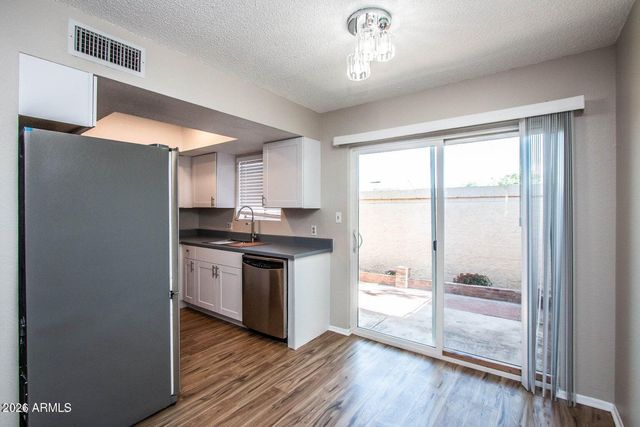 17242 N 16TH Drive 8, Phoenix, AZ 85023