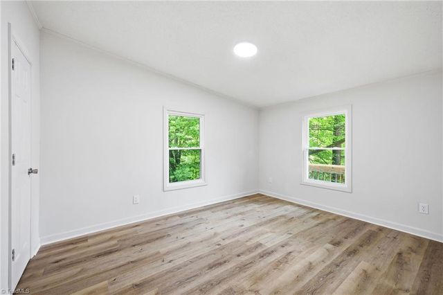 1402 Good Hope Drive, Walnut Cove, NC 27052