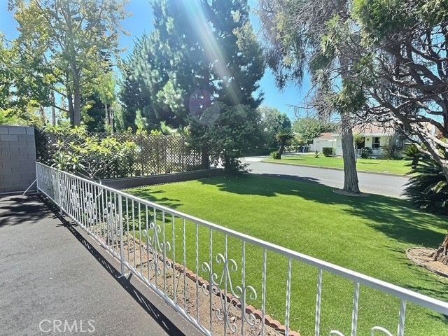 26420 Pineknoll, Harbor City, CA 90710