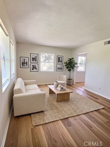 26420 Pineknoll, Harbor City, CA 90710