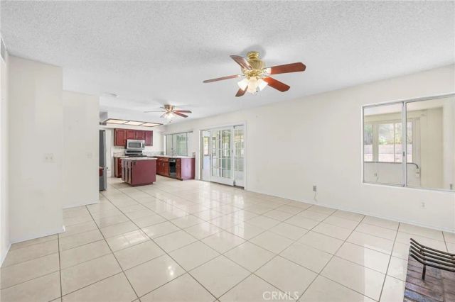 14639 Stallion, Victorville, CA 92392