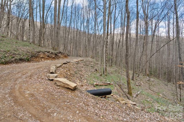 23 Forbidden Cove, Waynesville, NC 28785