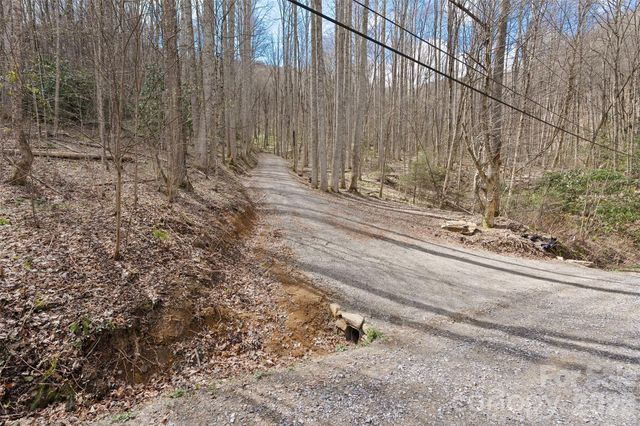 23 Forbidden Cove, Waynesville, NC 28785