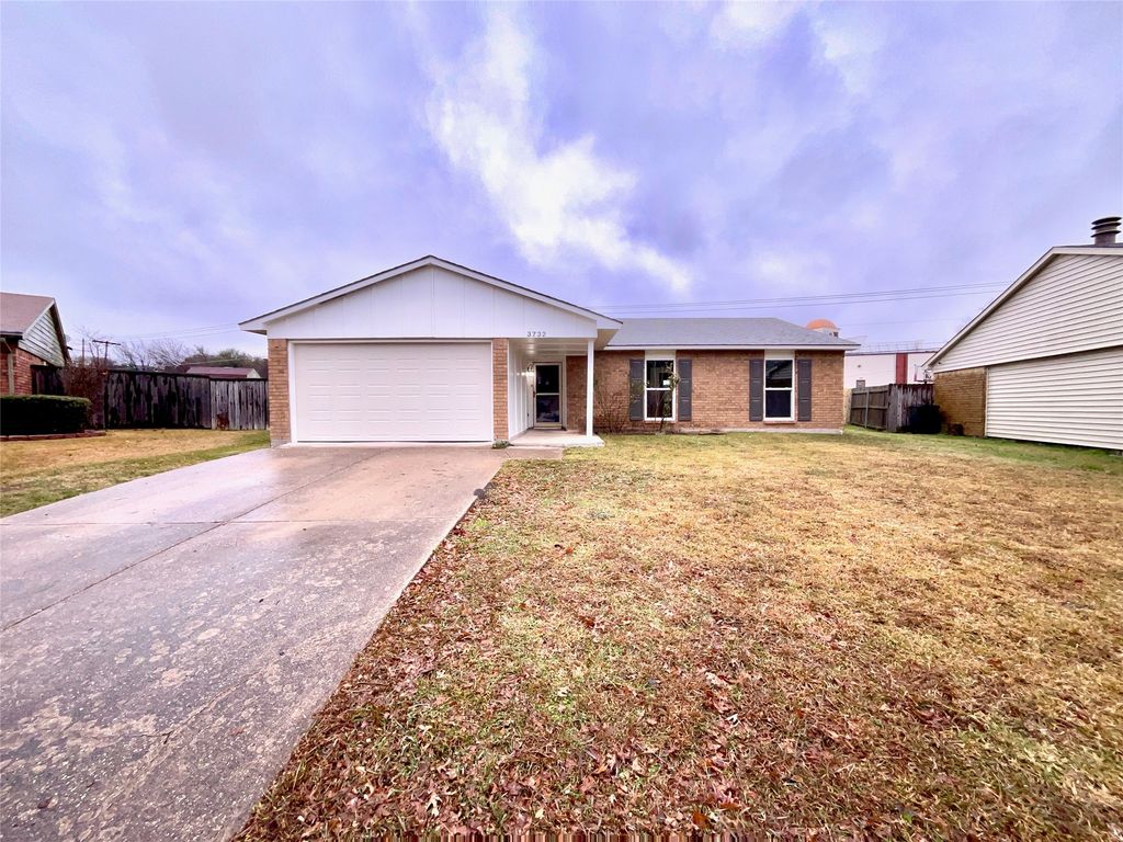 3732 Sugarberry Drive, Mesquite, TX 75150